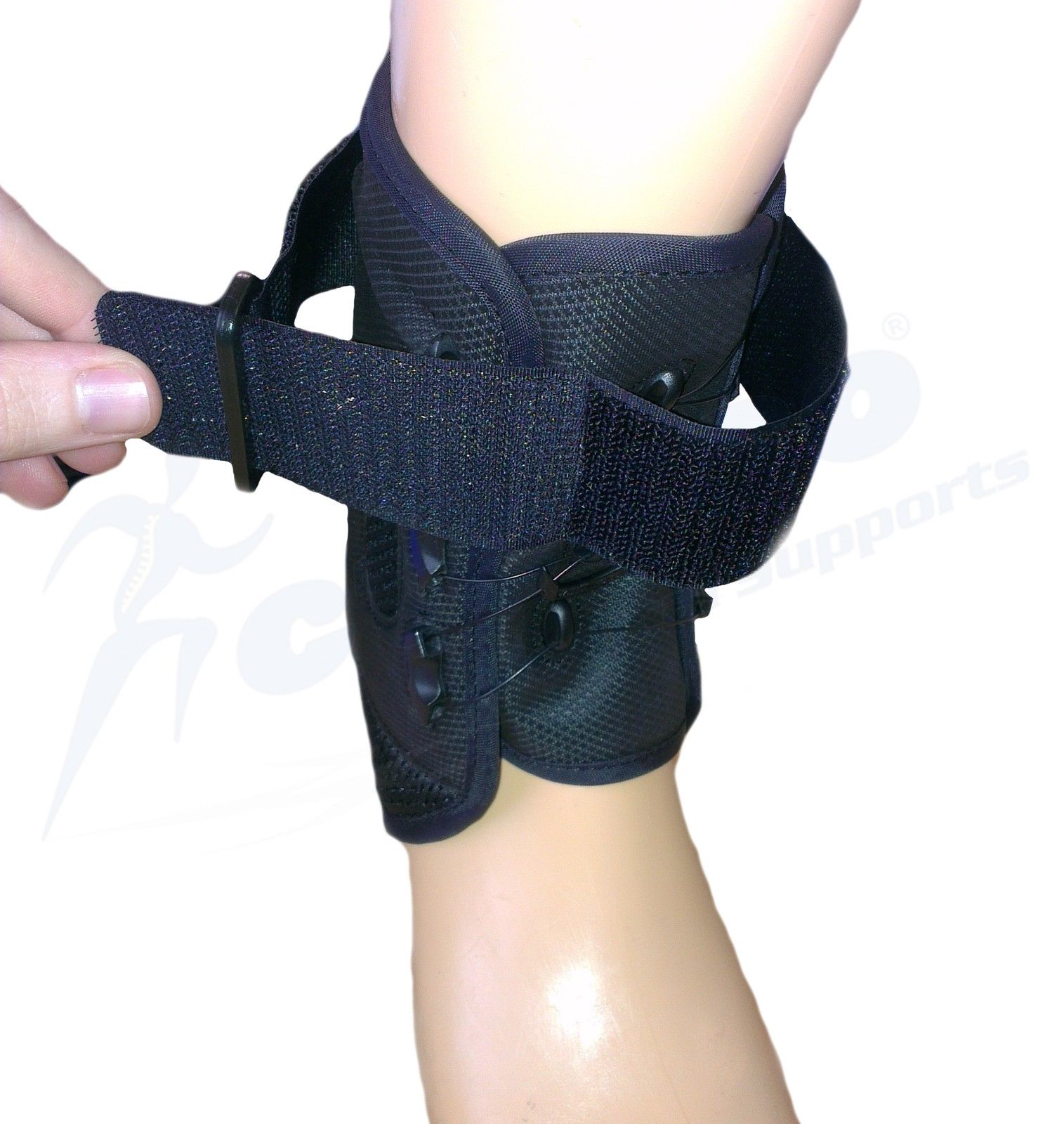 Actesso Ankle Support Brace with BOA Closure Foot Sprains Strains Sport